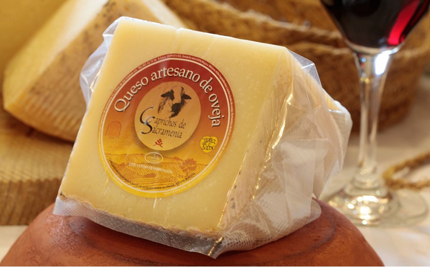 Queso Curado de oveja, CUARTO DE PIEZA ("Caprichos de Sacramenia") Queso Curado de oveja, CUARTO DE PIEZA ("Caprichos de Sacramenia")