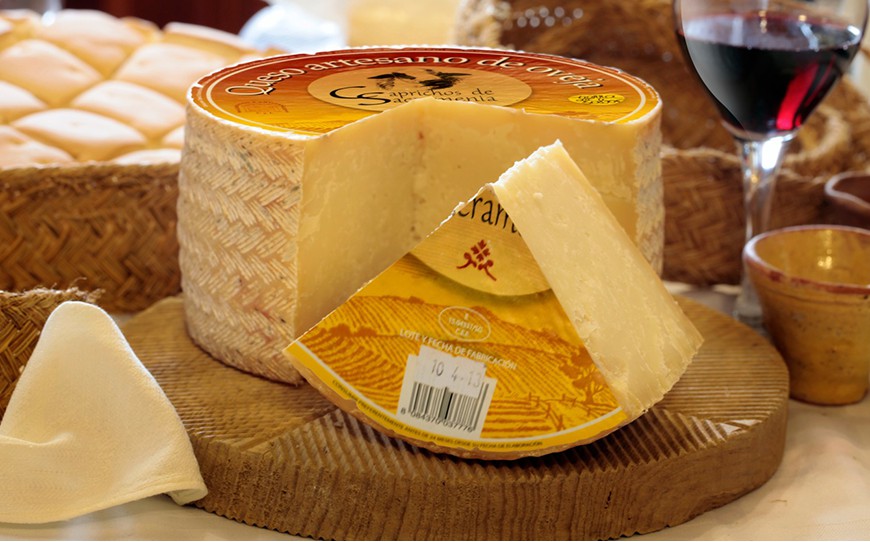Queso Curado de Oveja, PIEZA ENTERA ("Caprichos de Sacramenia") Queso Curado de Oveja, PIEZA ENTERA ("Caprichos de Sacramenia")